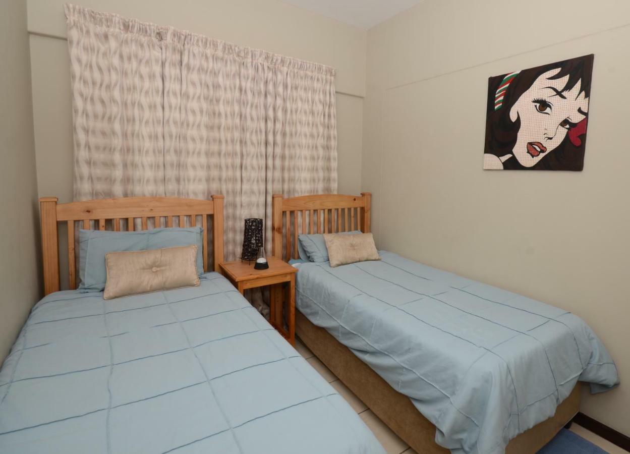 Libem Lodge 2 Эденвейл Экстерьер фото